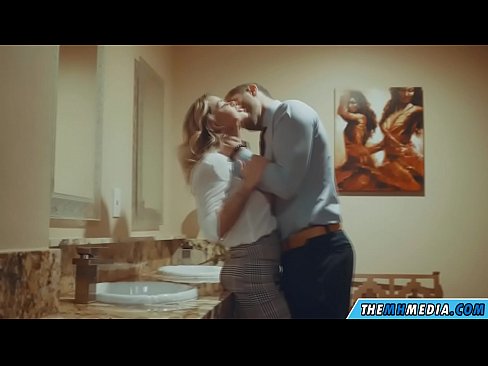 ❤️ Thaum ib tug busty blonde ntxias koj nyob rau hauv ib tug pej xeem chav dej ❤️  tawv porn  ntawm porn hmn.fullsexmovs.ru